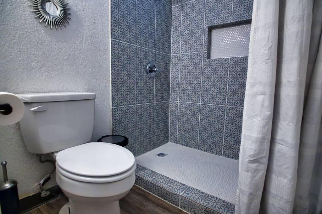 Chic & Cozy 2 Bedroom - 1 Bathroom - Rated Best Eagle Pass Εξωτερικό φωτογραφία